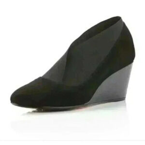 TARYN Rose Kelly widegore Black Suede Wedge 10.5